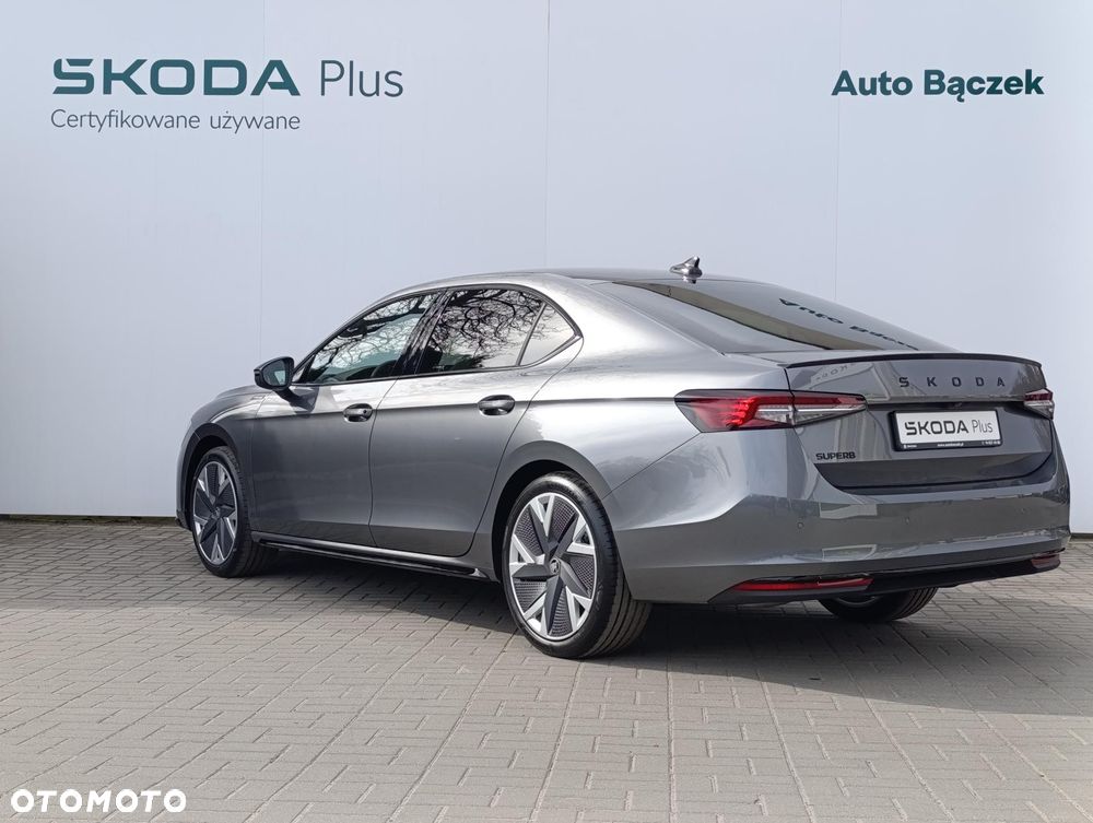 Skoda Superb 2.0 TSI Sportline DSG - 6