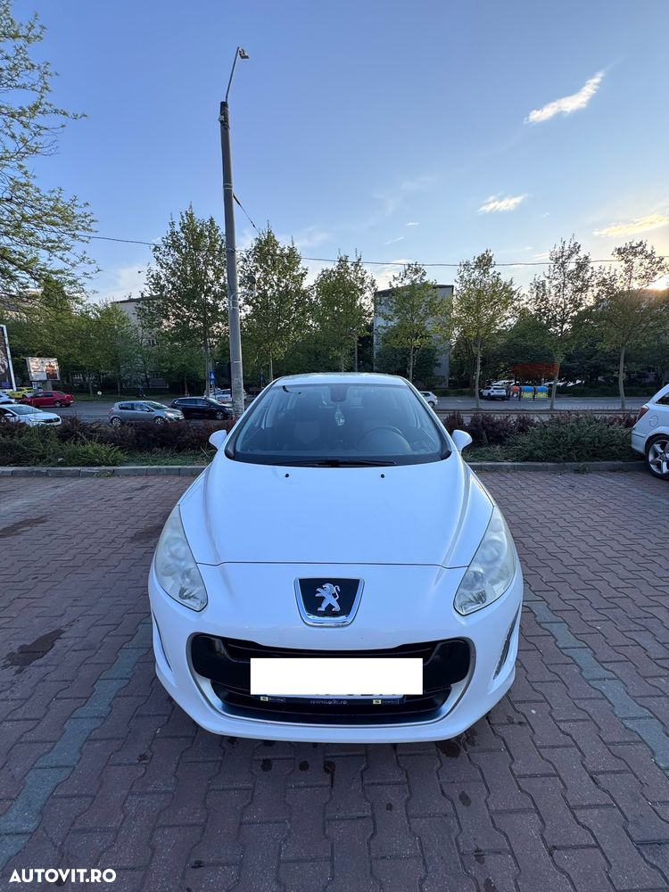 Peugeot 308 - 1