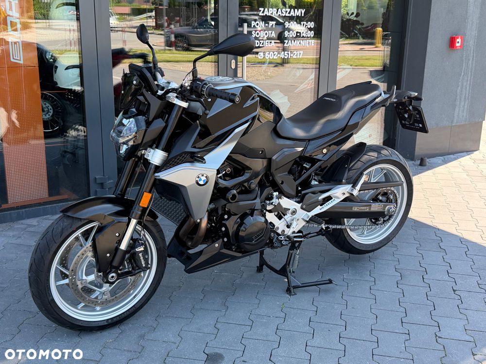BMW F - 26