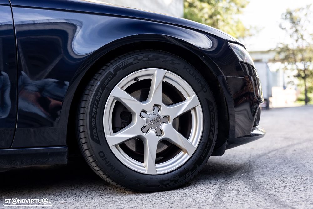 Audi A4 Avant 2.0 TDI - 5