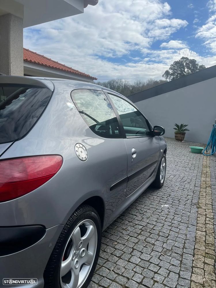 Peugeot 206 1.6 GTi - 3