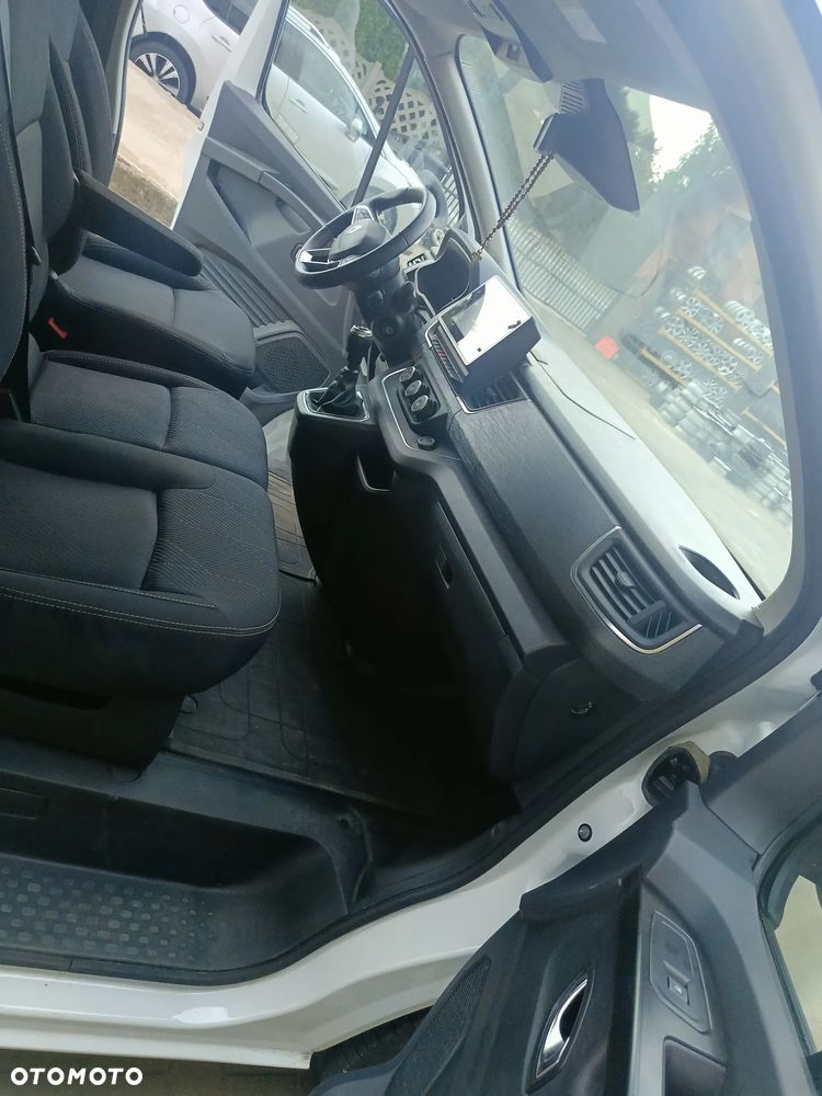 Renault Trafic - 11