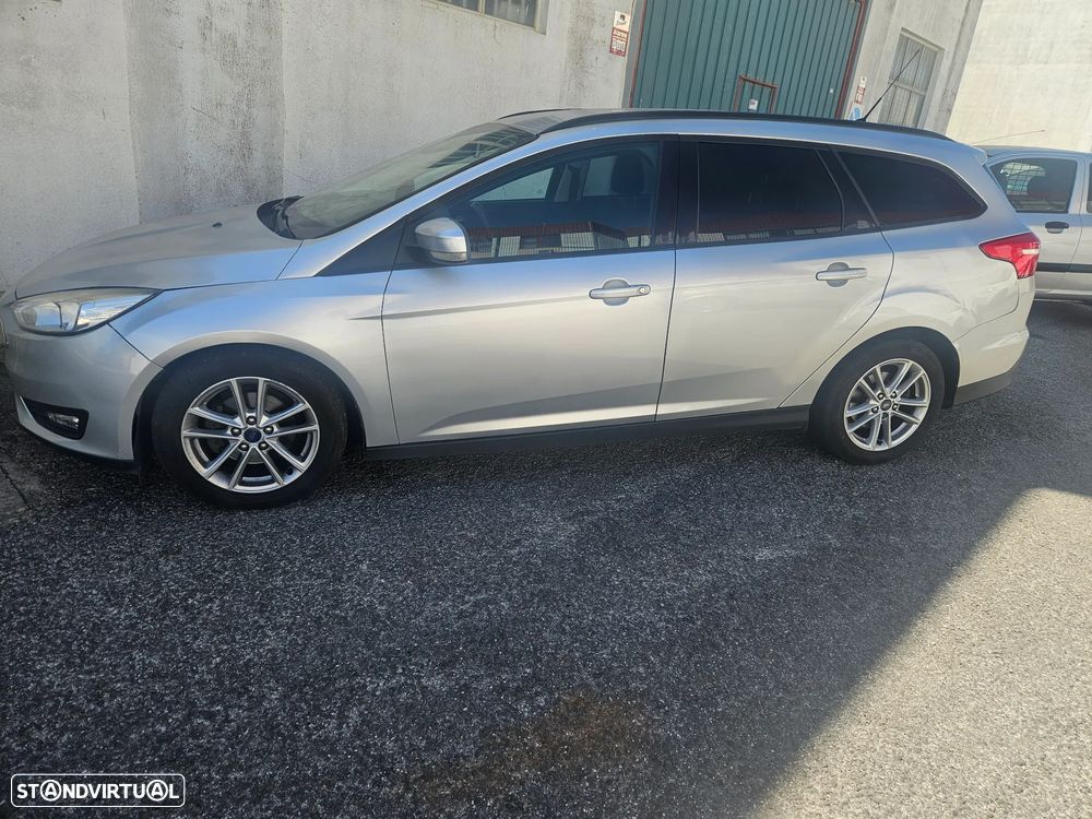 Ford Focus SW - 1