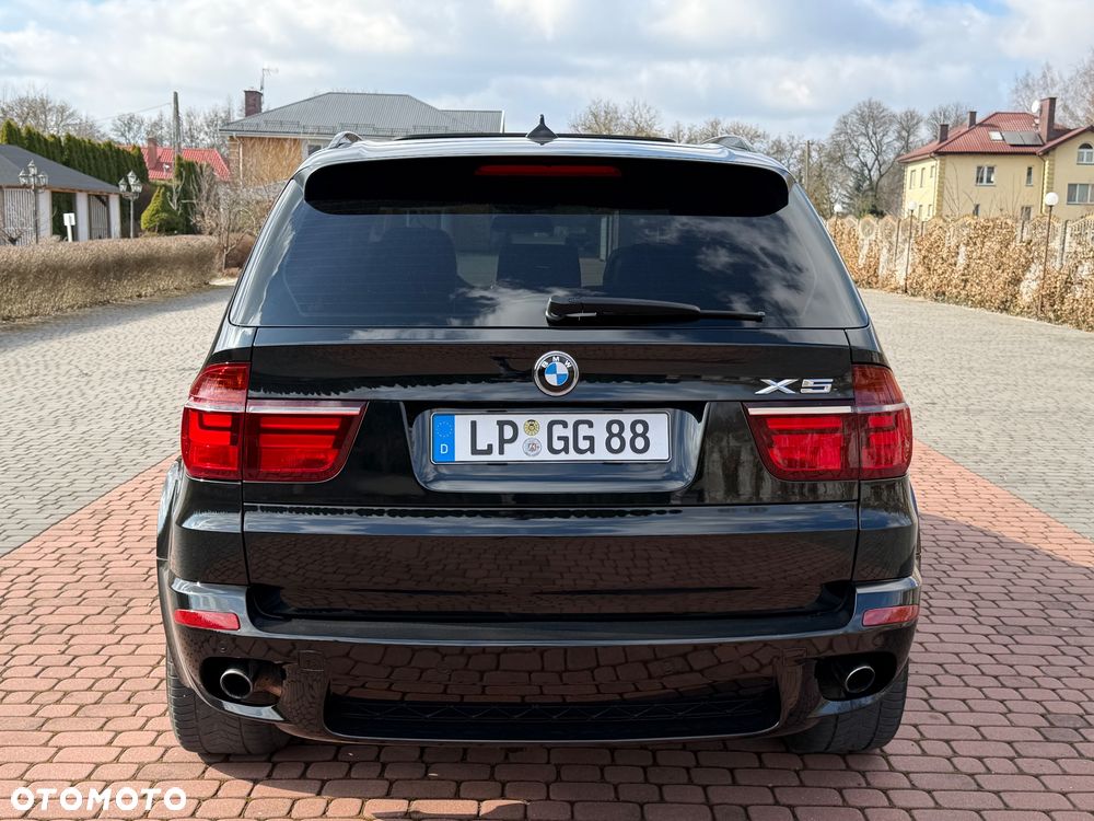 BMW X5 xDrive35d - 11