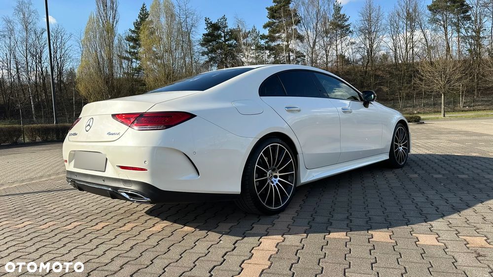 Mercedes-Benz CLS - 6