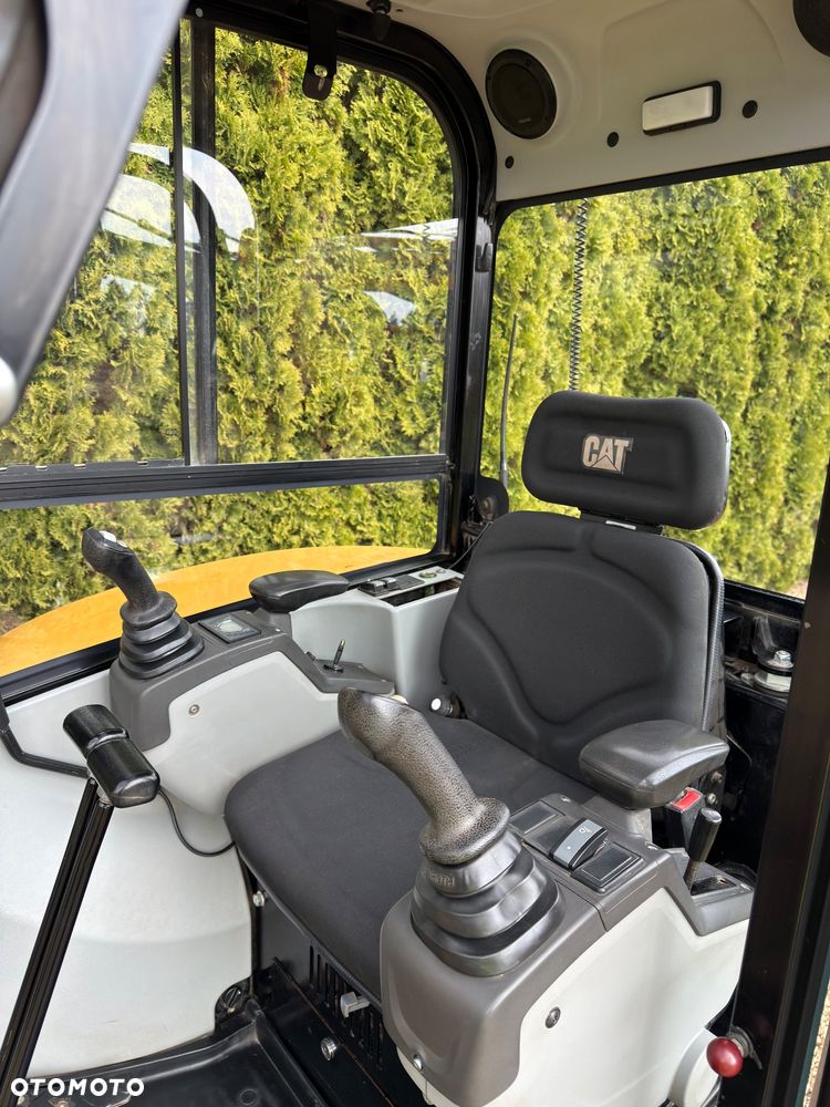 Caterpillar 302.7 D CR - 22