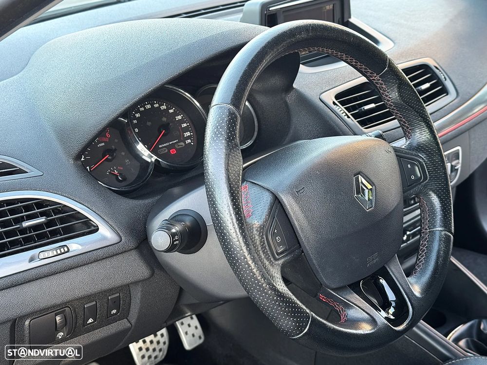 Renault Mégane Sport Tourer 1.5 dCi GT Line SS - 13