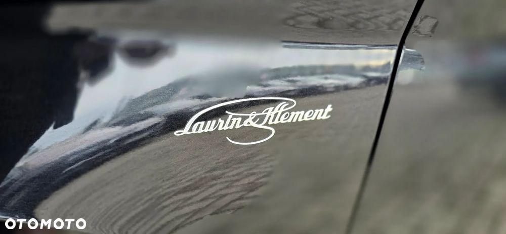 Skoda Superb 2.0 TDI L&K DSG - 8