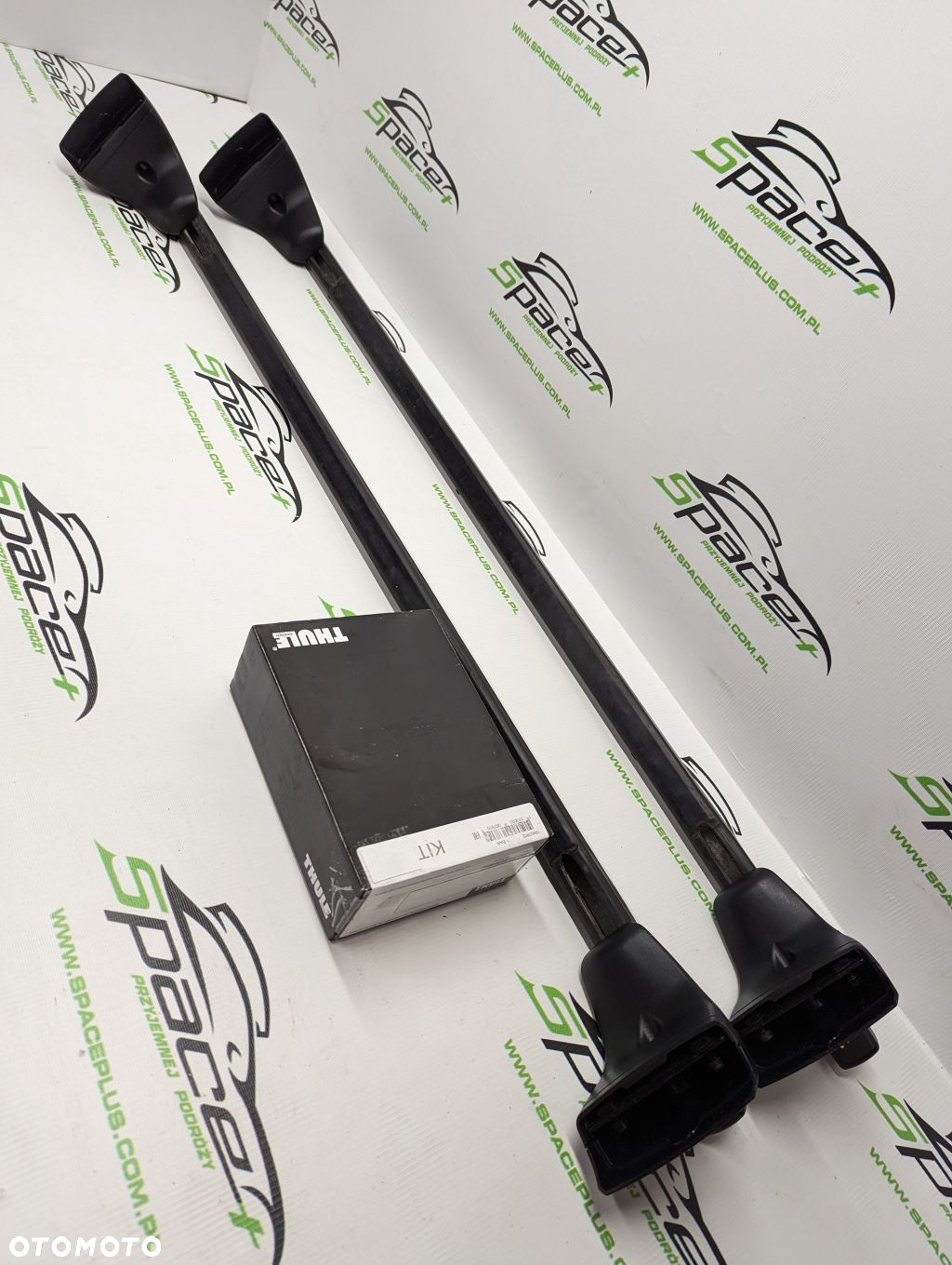 Bagażnik dachowy Thule: belki 761 + Stopy 751 + kit - 7