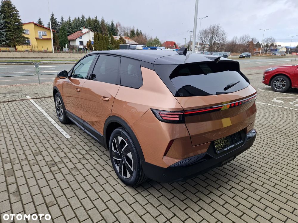 Opel Grandland 1.2 T mHEV GS S&S eDTC6 - 13