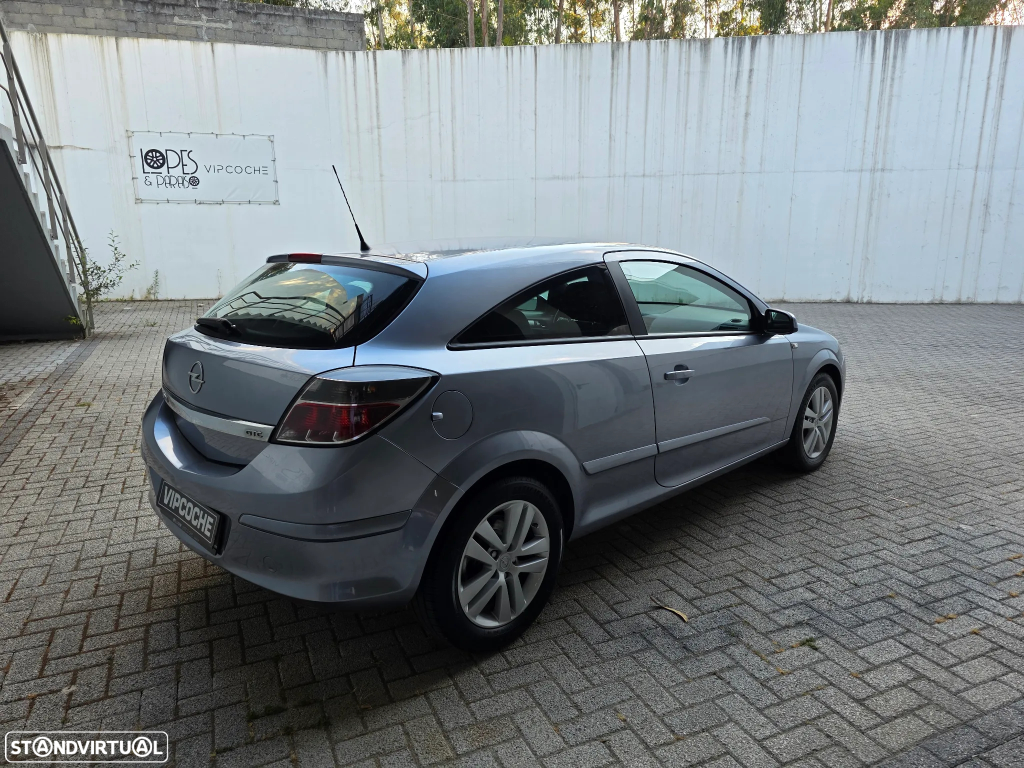 Opel Astra GTC 1.3 CDTi - 9