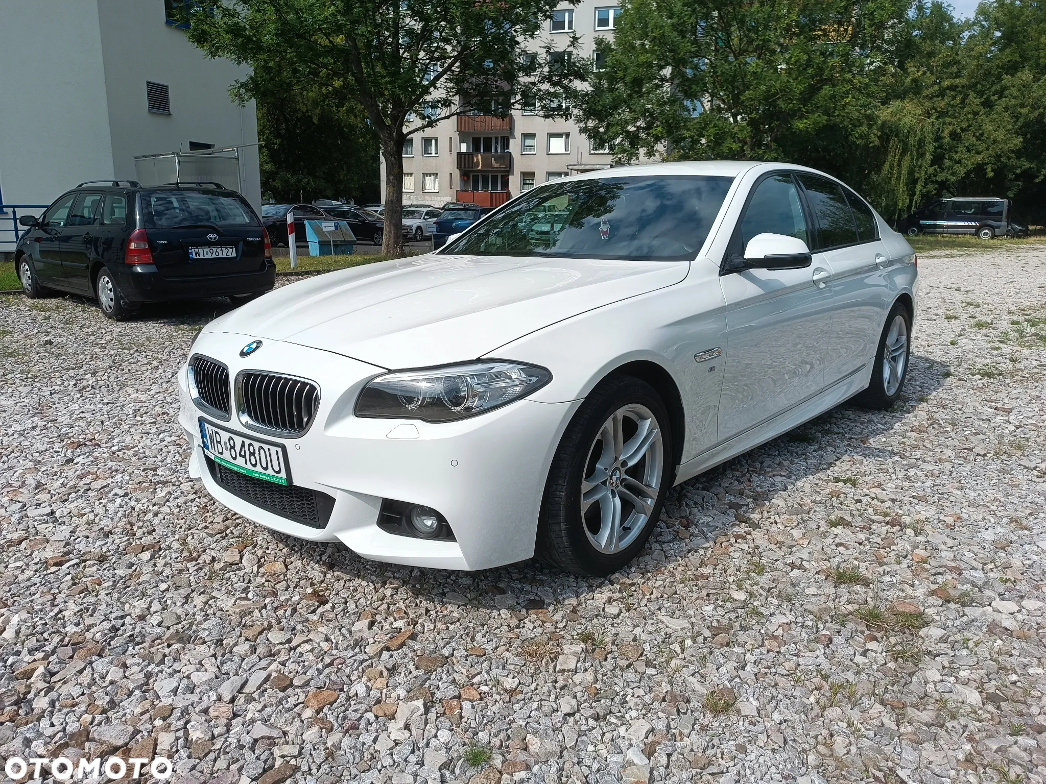 BMW Seria 5 520d xDrive - 4