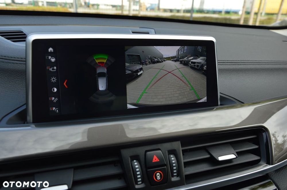 BMW X1 - 18