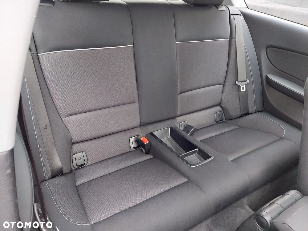 BMW Seria 1 118d DPF Edition Sport - 8