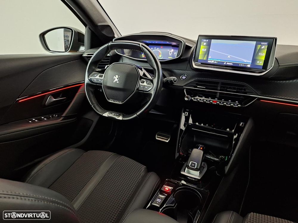 Peugeot 208 1.2 PureTech GT Line EAT8 - 8