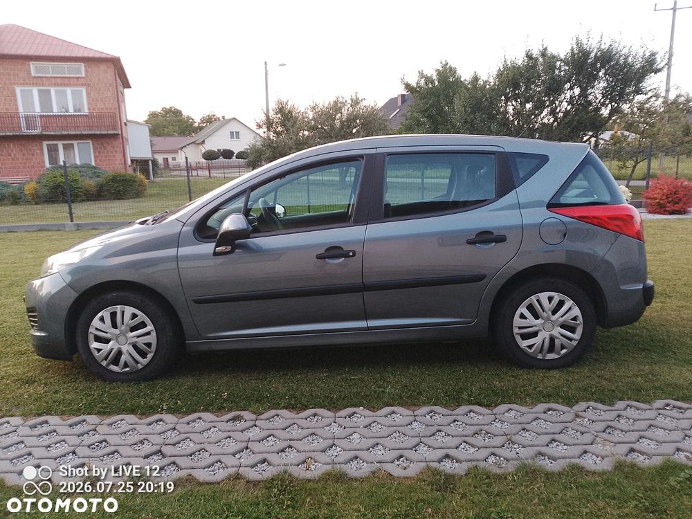 Peugeot 207 - 9