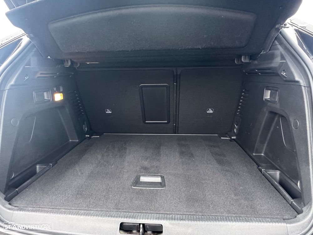 Peugeot 3008 1.2 PureTech Allure Pack EAT8 - 16