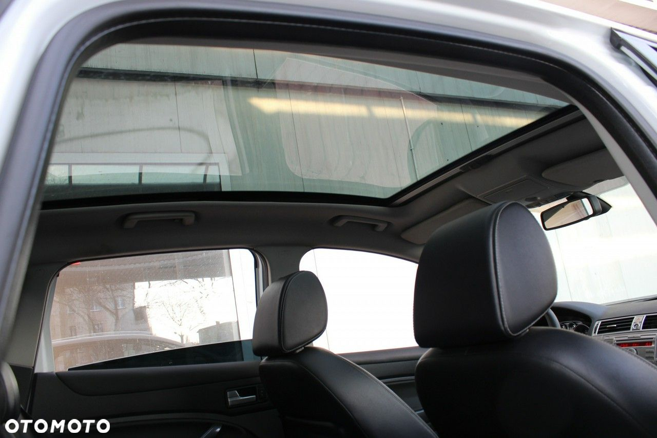 Ford Kuga 2.0 TDCi Titanium - 34
