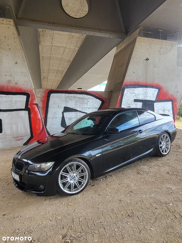 BMW Seria 3 325d - 3