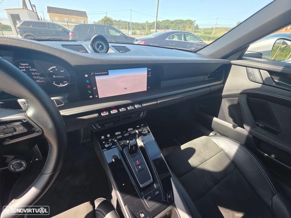 Porsche 911 (992) Targa 4 GTS PDK - 19