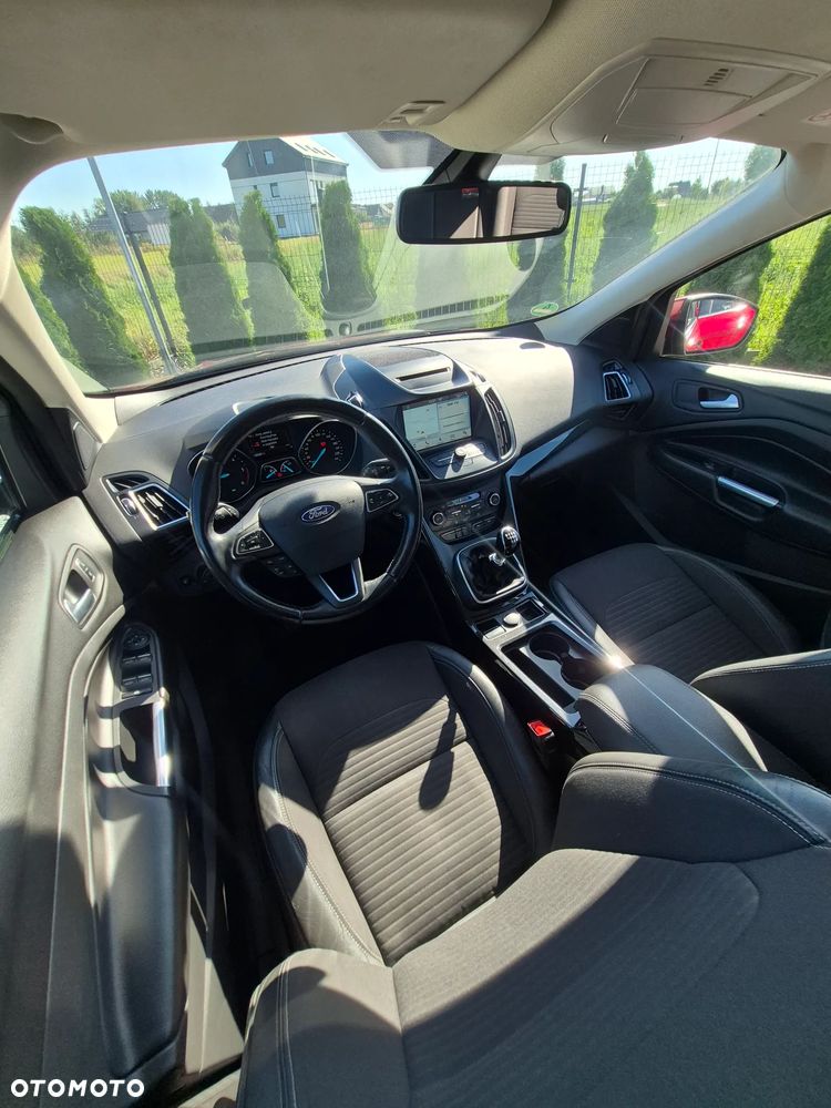 Ford Kuga - 21