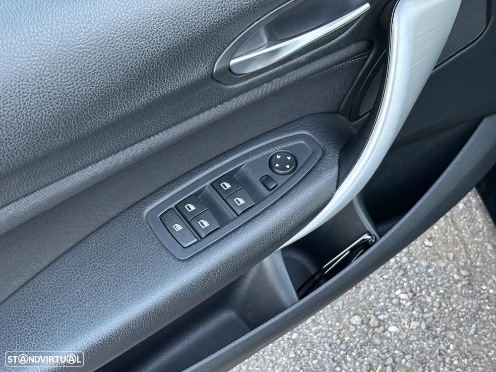 BMW 116 dA Line Sport - 10