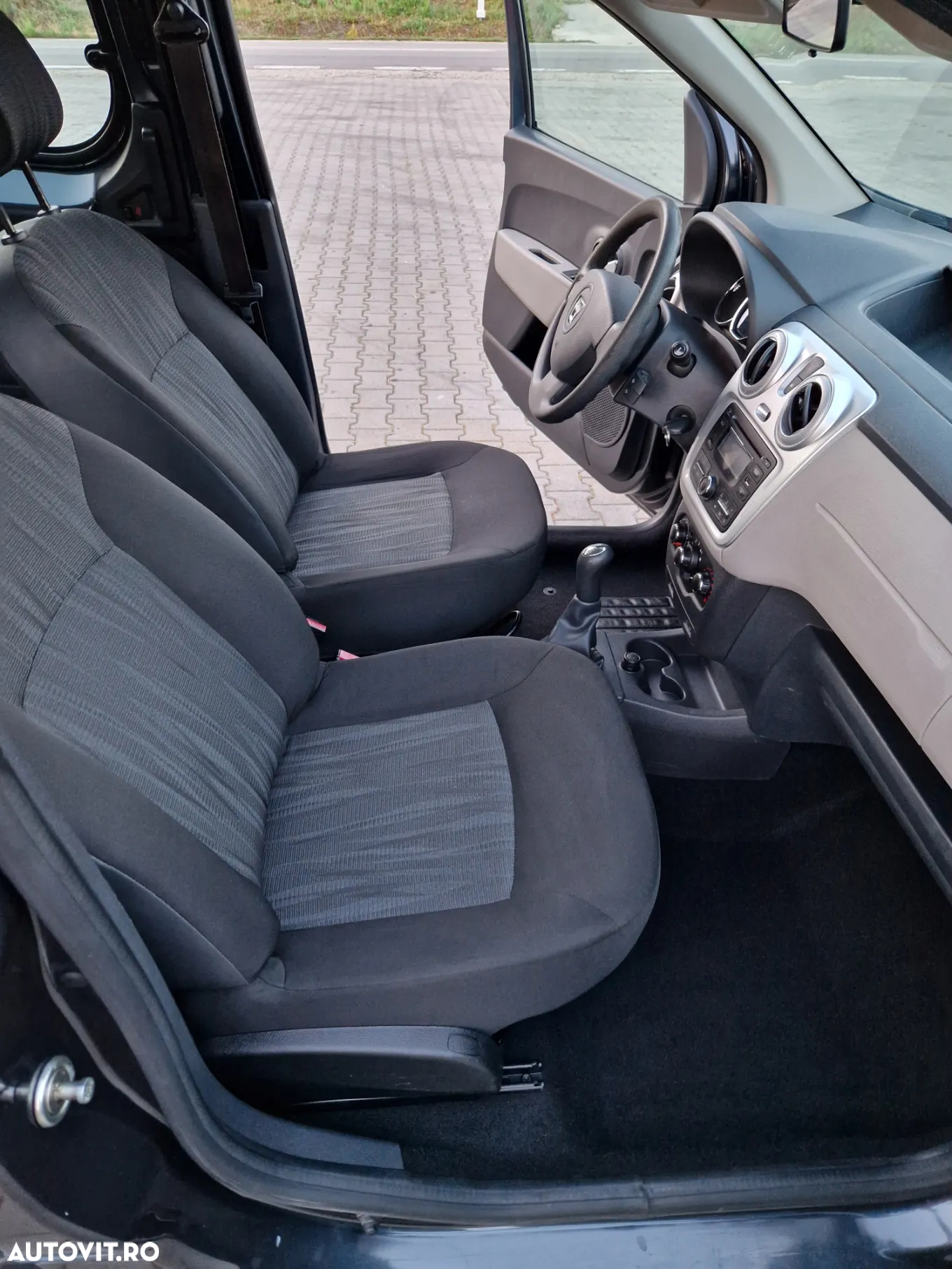 Dacia Dokker 1.5 dCi 90 CP Laureate - 14