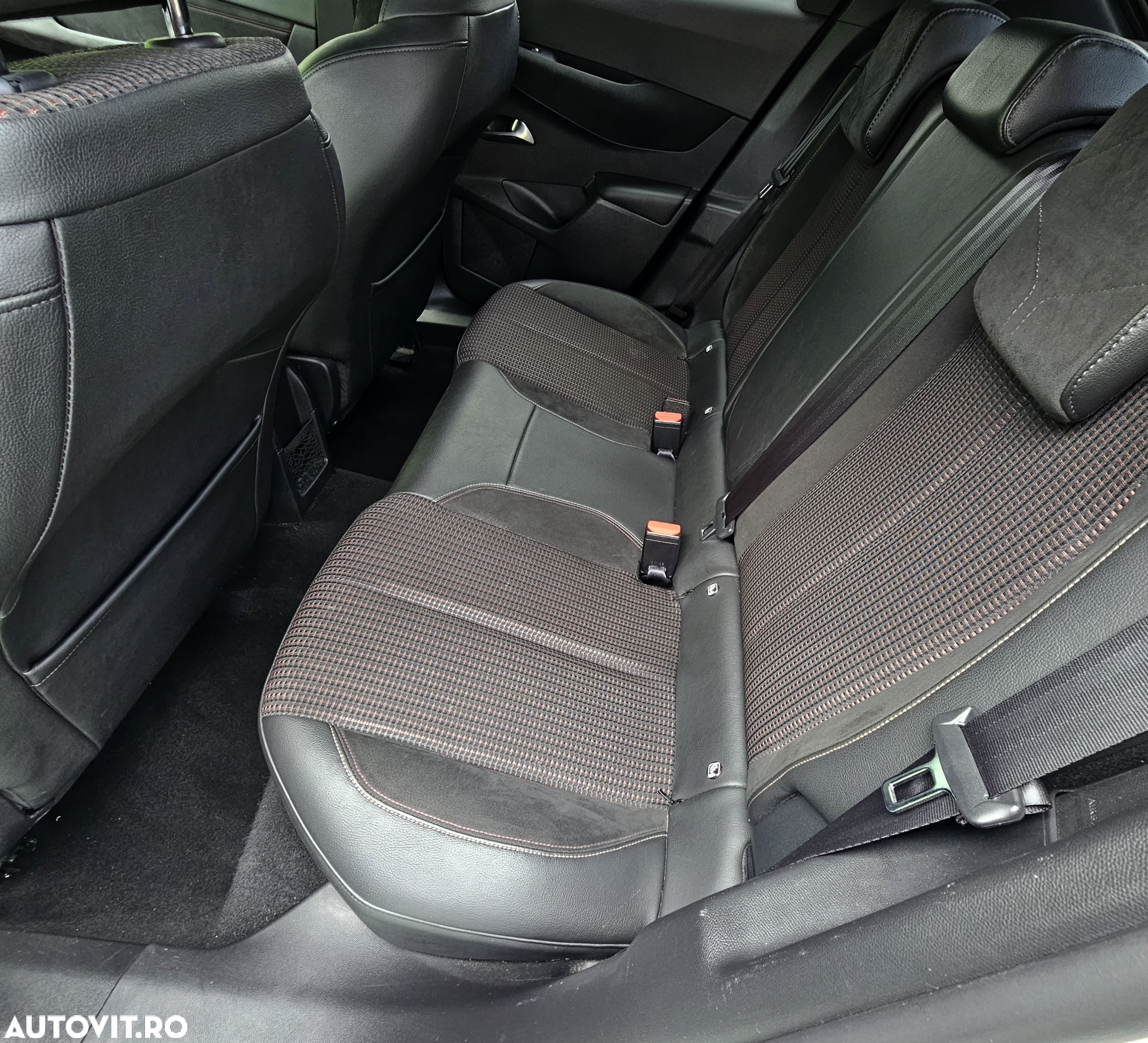 DS Automobiles DS 3 Crossback - 15