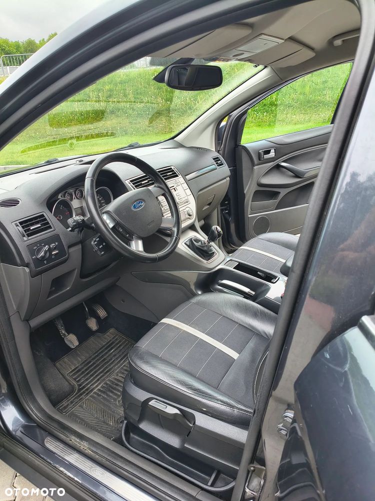 Ford Kuga 2.0 TDCi 4x4 Titanium - 15