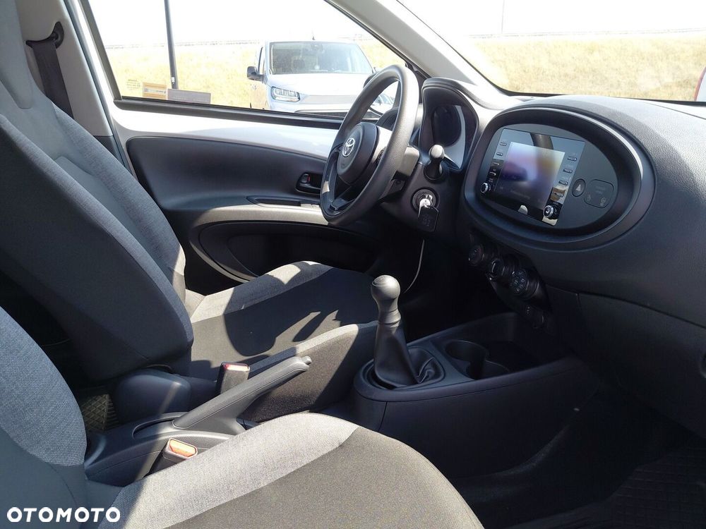 Toyota Aygo X - 9