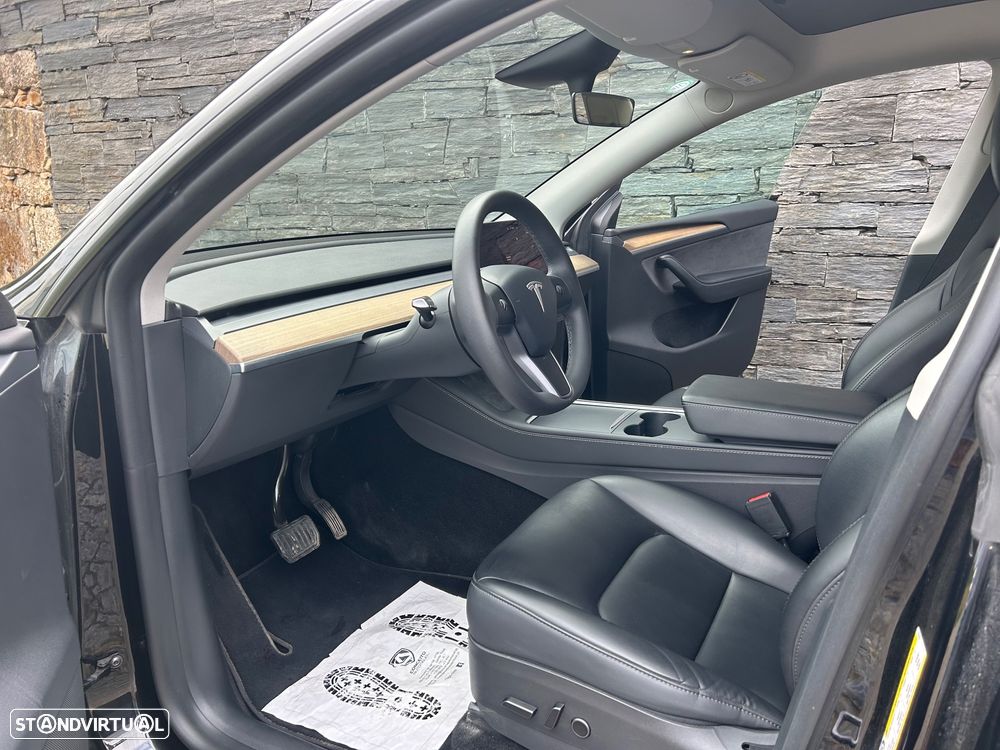 Tesla Model Y Tração Traseira - 11
