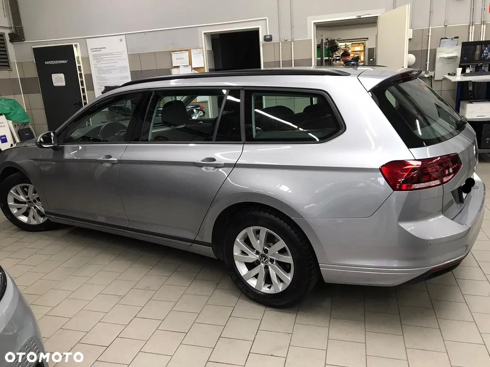 Volkswagen Passat 1.5 TSI EVO Essence DSG - 4