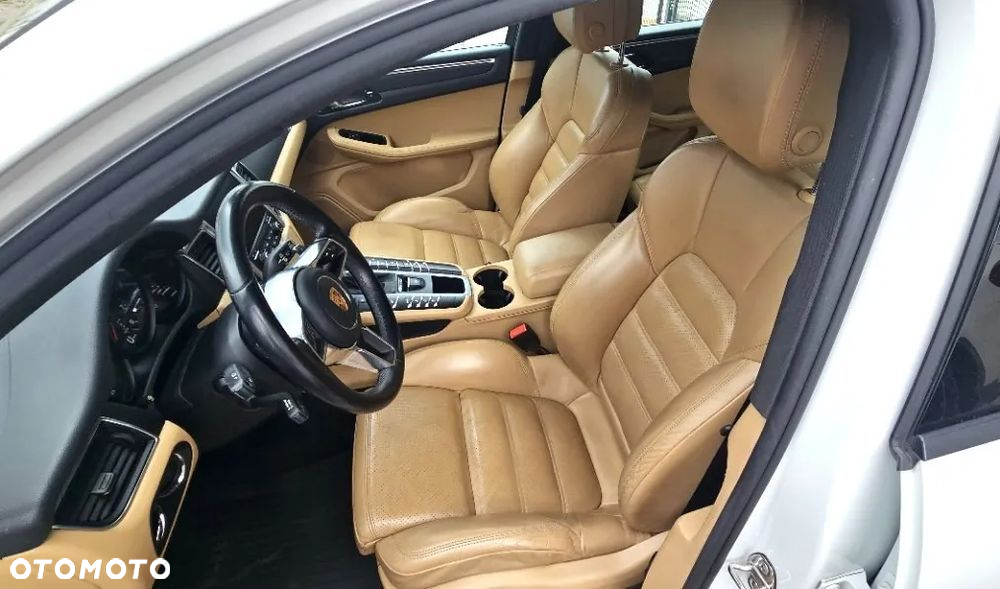 Porsche Macan Standard - 18