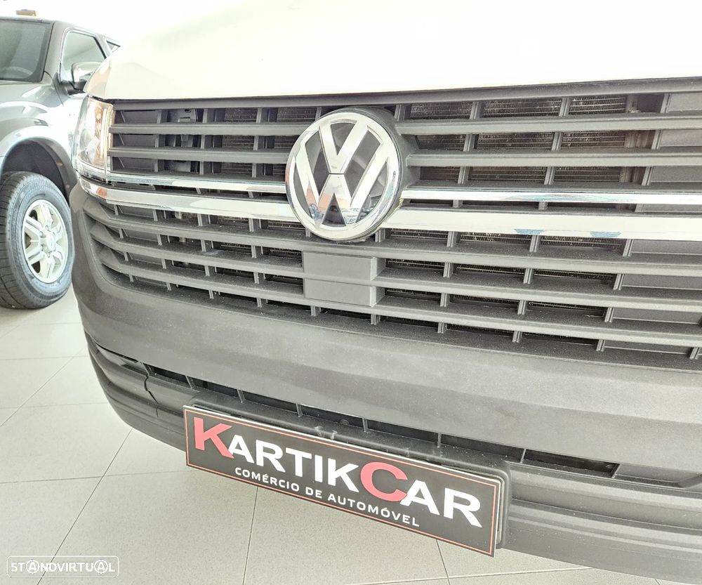 VW Transporter 2.0 TDi 150 L2H1 - 13
