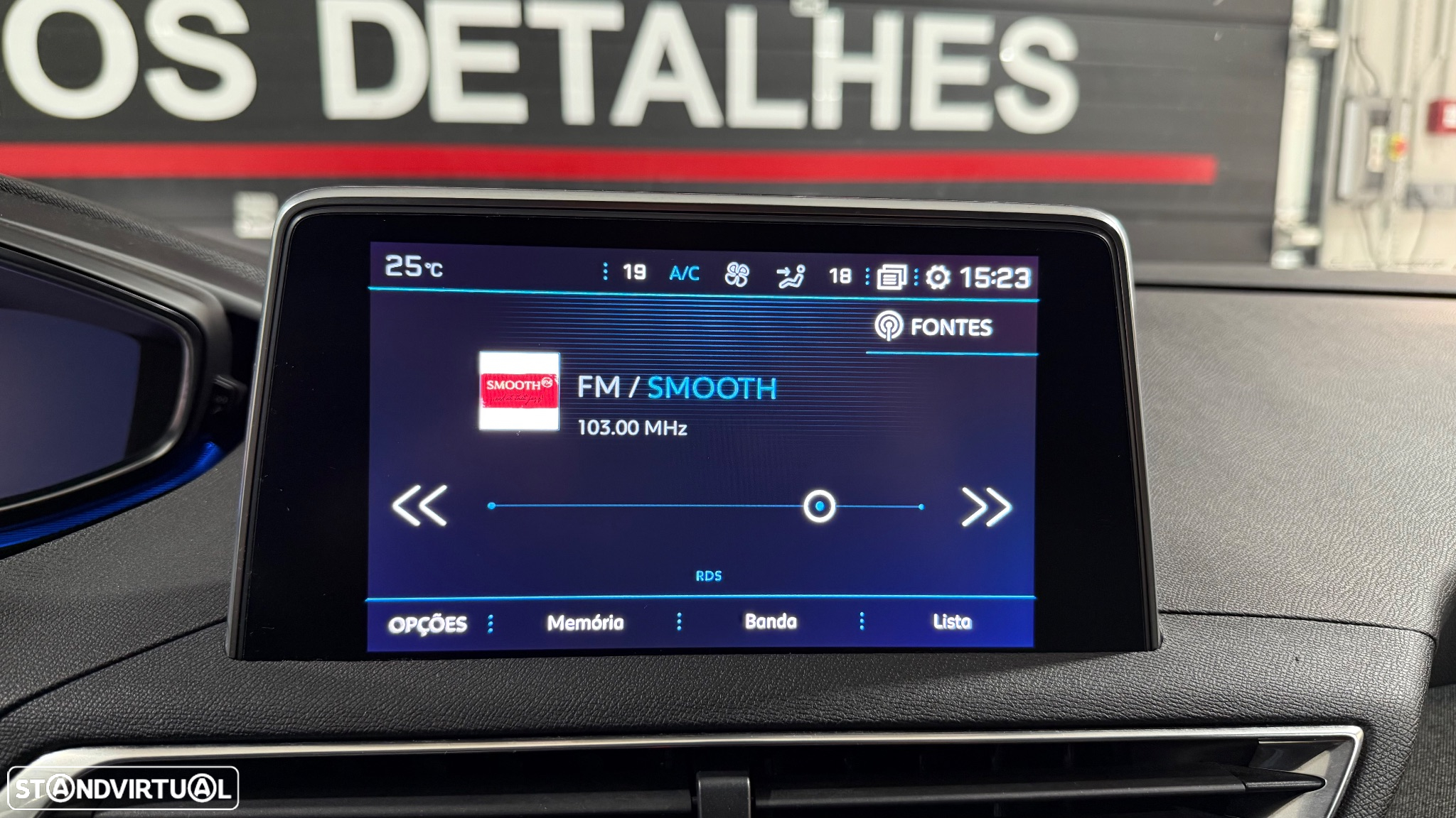 Peugeot 3008 1.2 PureTech Allure - 25