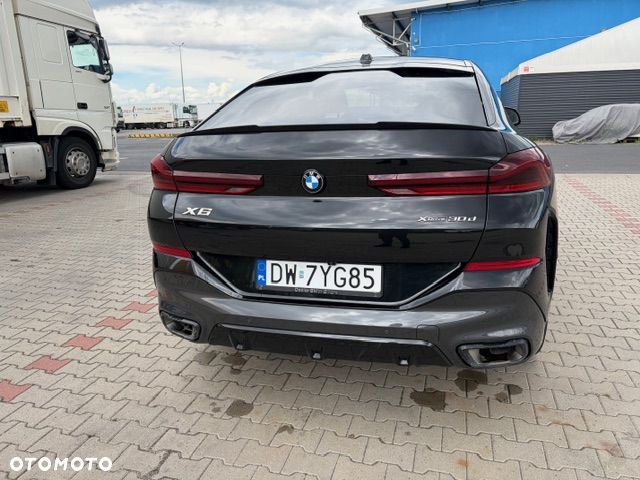 BMW X6M - 8