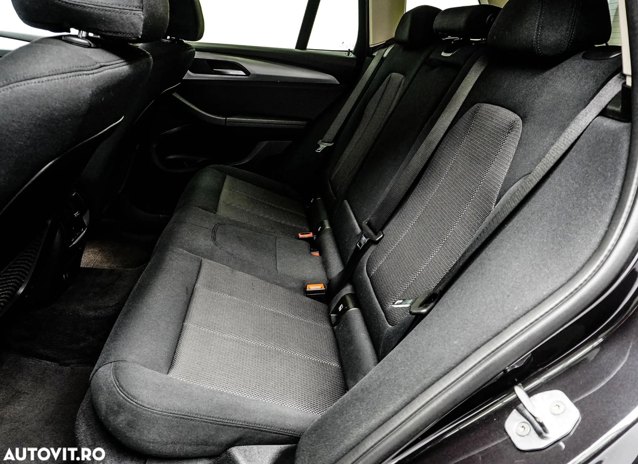 BMW X3 xDrive20d AT Advantage - 16