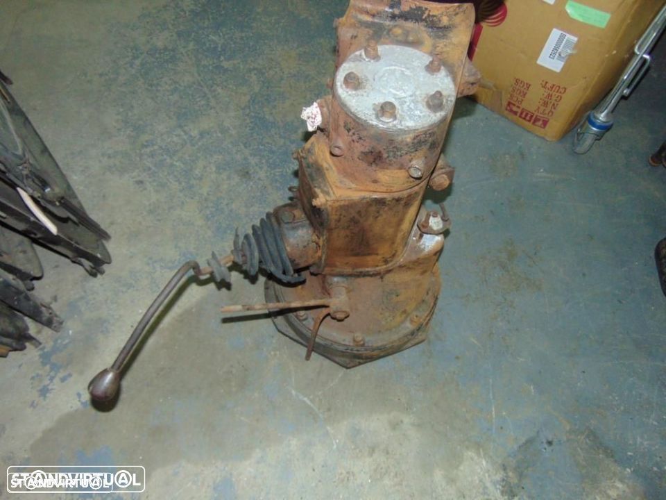 Land Rover dos 1ºs modelos caixa velocidades - 2