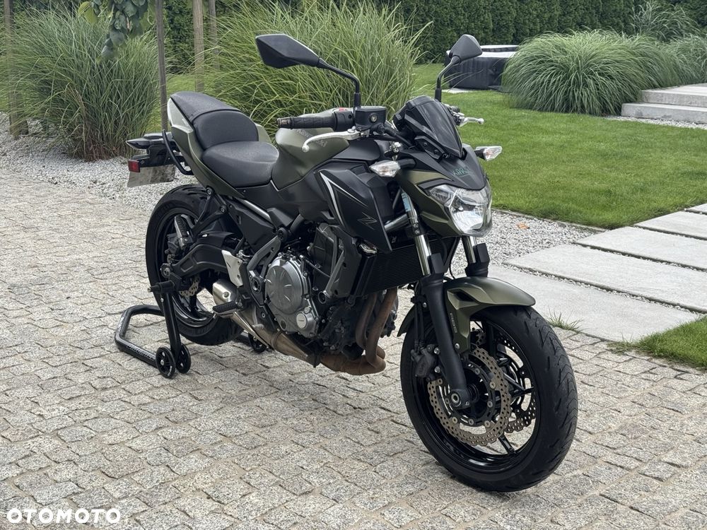 Kawasaki Z - 7