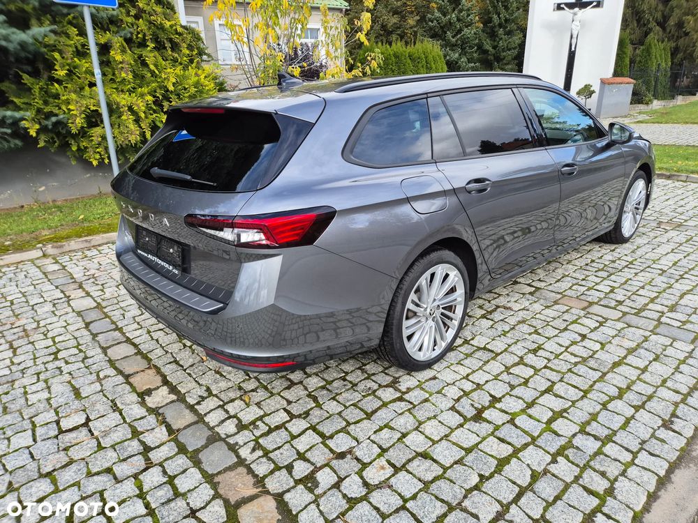 Skoda Superb 2.0 TDI DSG Selection - 8