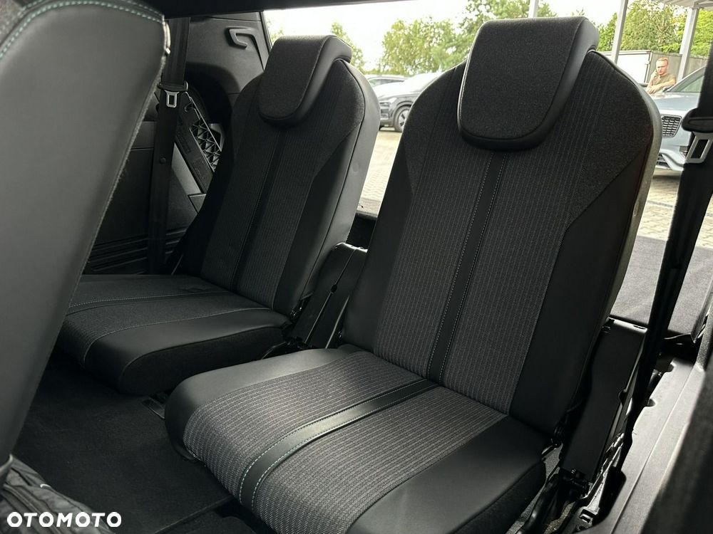 Peugeot 5008 - 18