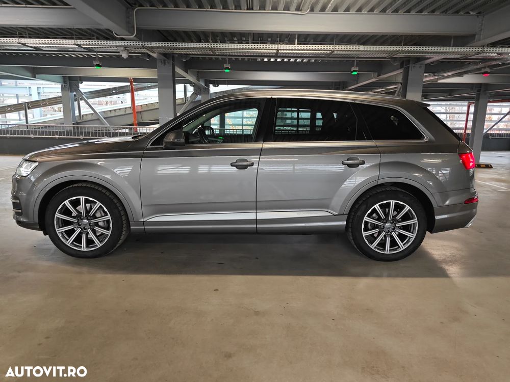 Audi Q7 - 10