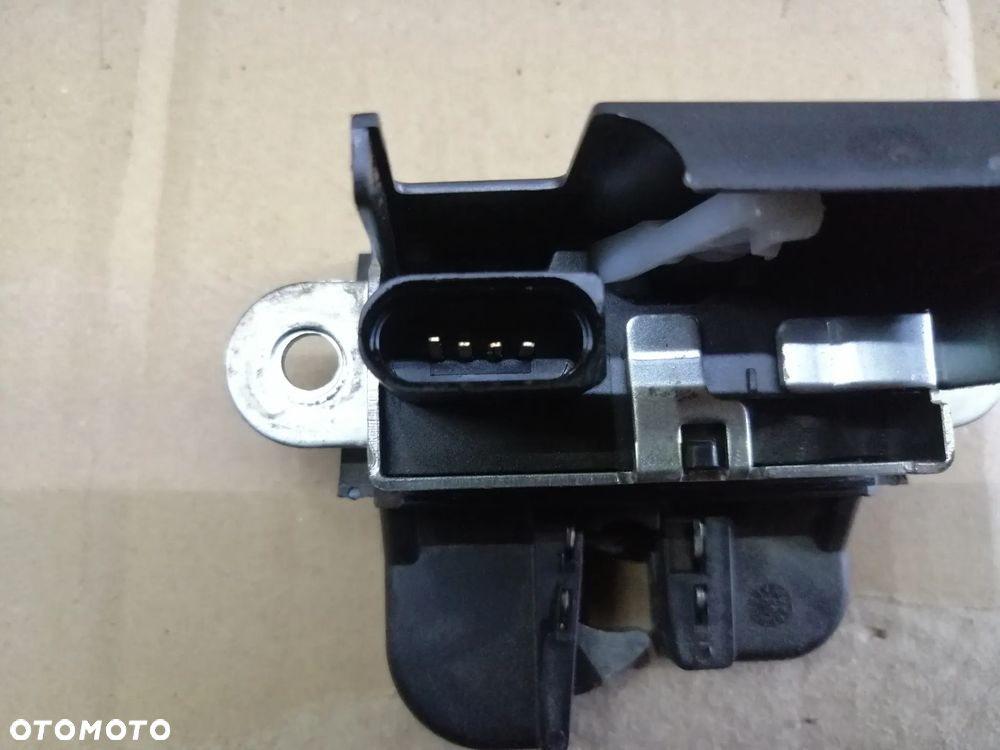 Skoda Citygo VW Ap zamek klapy bagażnika plus wtyczka z wiązką - 4