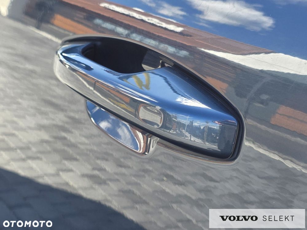 Volvo XC 40 - 32