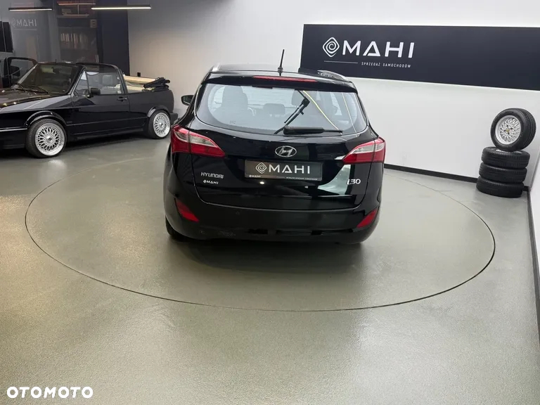 Hyundai i30 1.6 CRDI Trend - 10