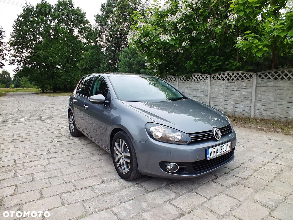 Volkswagen Golf 1.6 Q-Line - 12