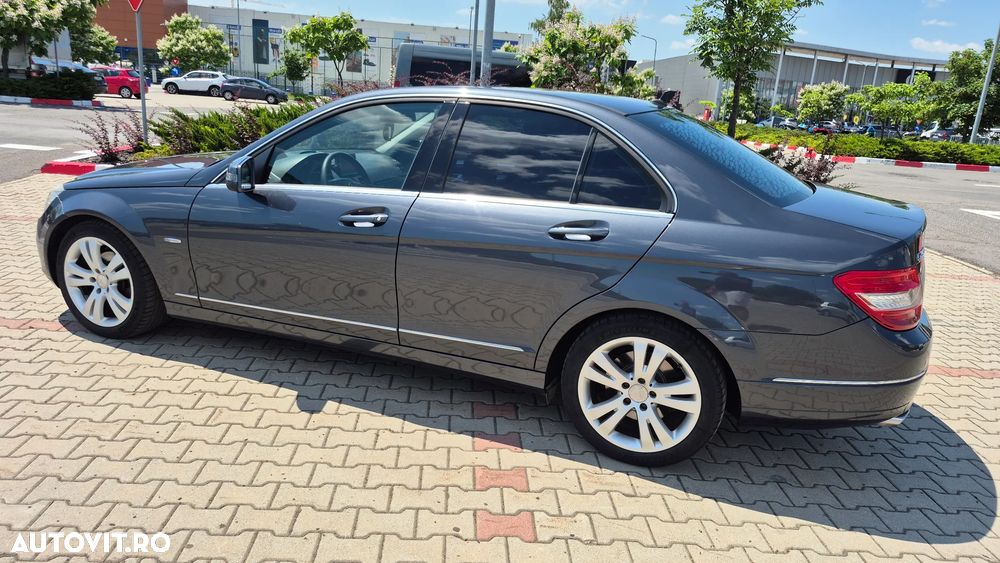 Mercedes-Benz C 200 CGI Automatik BlueEFFICIENCY Avantgarde - 4