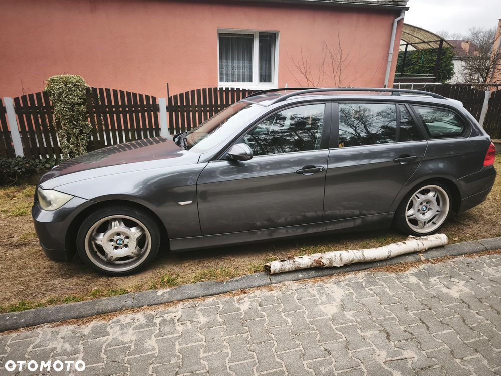 BMW Seria 3 ver-320i - 3