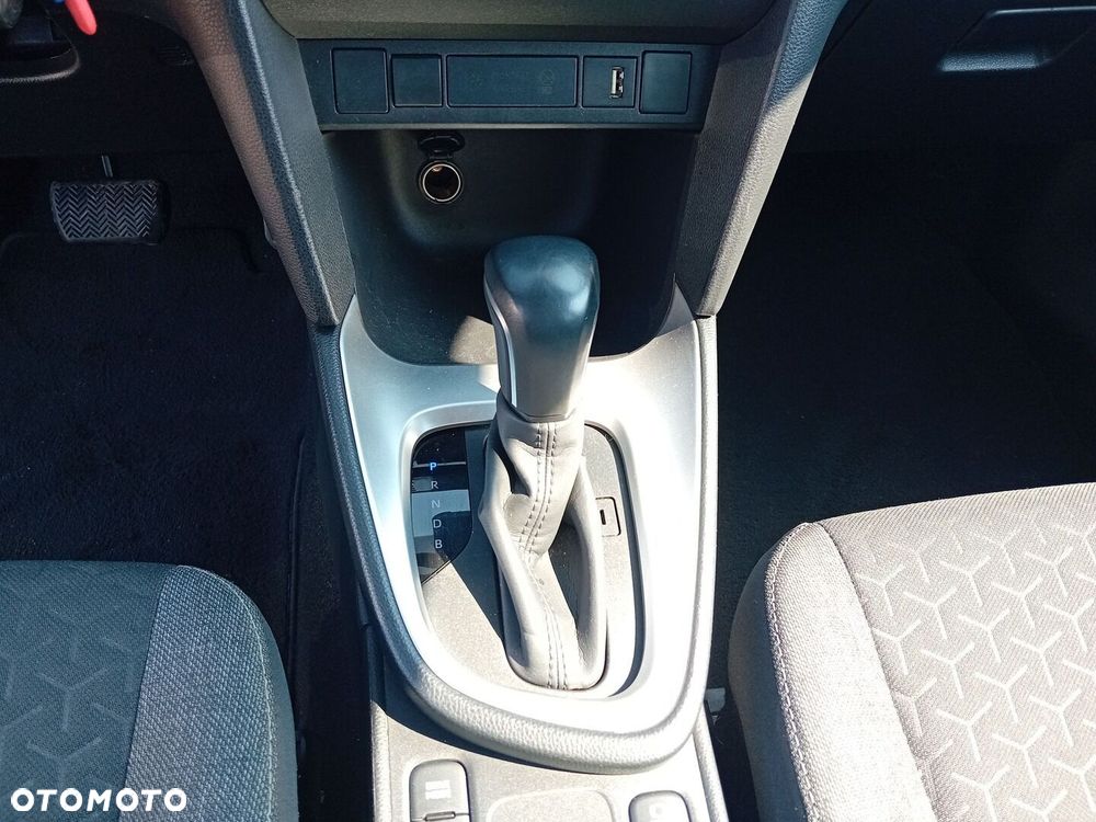 Toyota Yaris Cross Hybrid 1.5 Comfort - 16