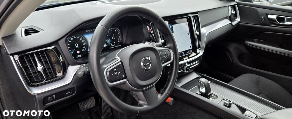 Volvo V60 B3 B Geartronic Momentum Pro - 19